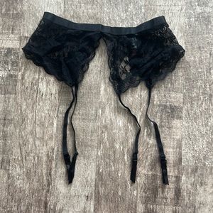 Black lace garter belt